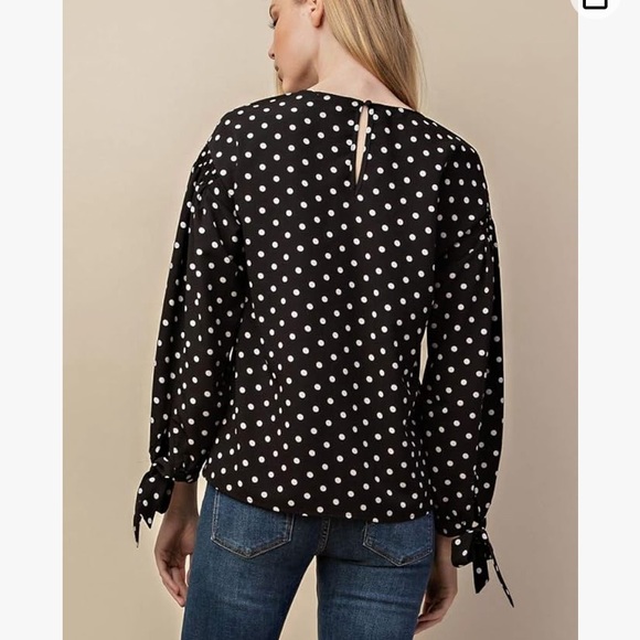 Plus Size Polka Dot Tie Sleeve Blouse - Picture 3 of 7